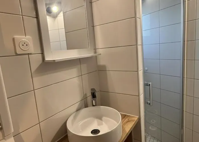 Quartier Du Roy -15min Du Parc -by R&g